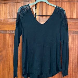 Soft & sexy long sleeve